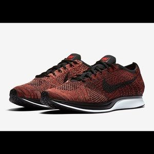 Nike Flyknit Racers Sz 6